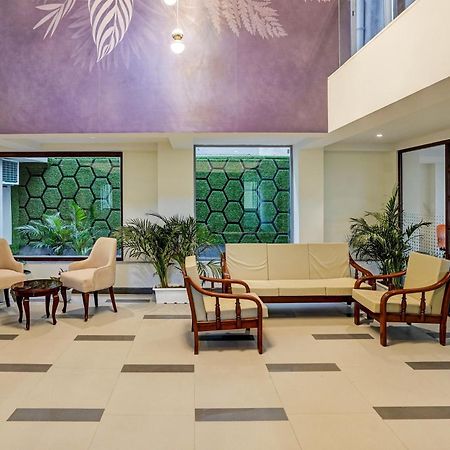 Hotel O Parkinn Гургаон Экстерьер фото