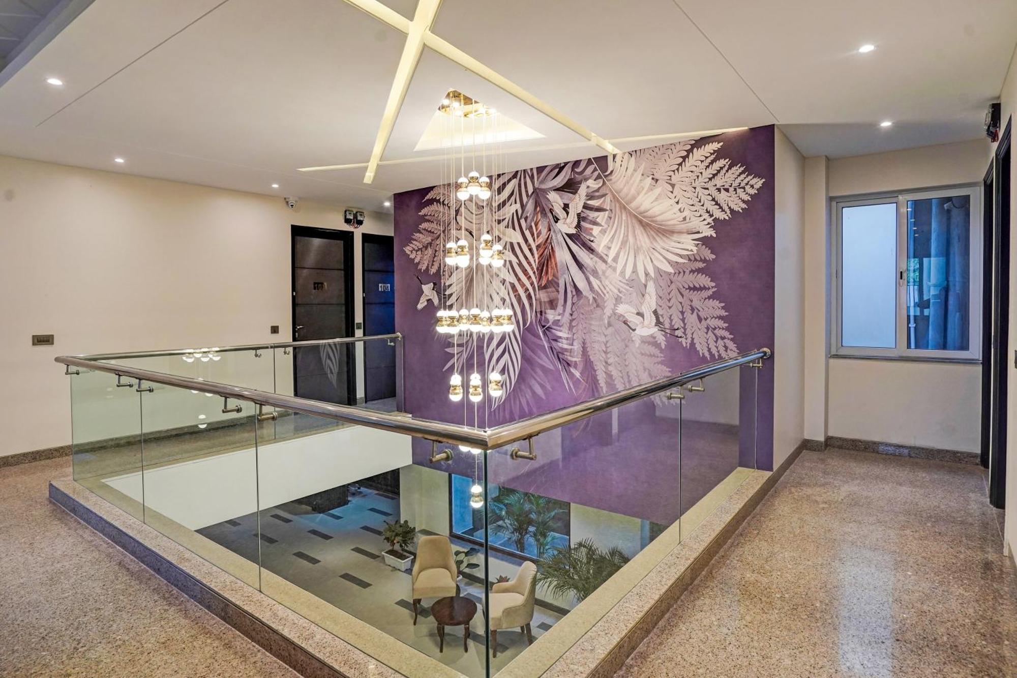 Hotel O Parkinn Гургаон Экстерьер фото