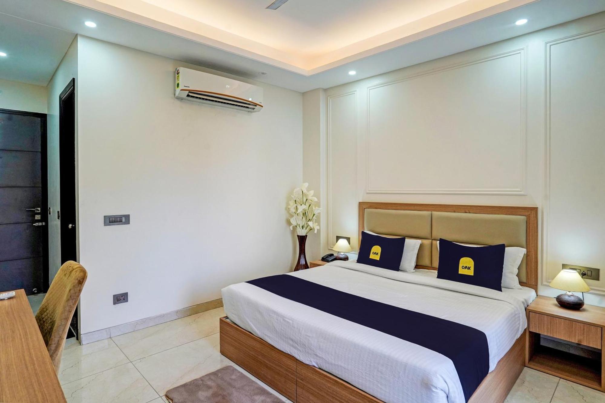 Hotel O Parkinn Гургаон Экстерьер фото